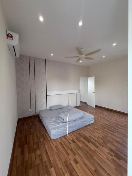 Rumah Teres 2-Tingkat untuk Disewa di Beranang (Selangor) - Wil Koh - Bedroom - PropertyGuru.com.my