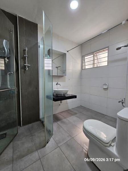 Condominium for Rent at Subang Parkhomes - Kin CK - Bathroom - PropertyGuru.com.my