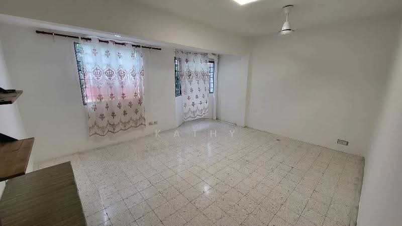 3-storey Terraced House for Sale in Bukit Idaman (Selayang) - Kathy Yap - Living Room - PropertyGuru.com.my