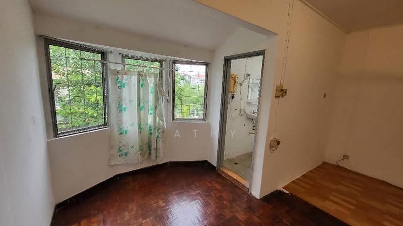 3-storey Terraced House for Sale in Bukit Idaman (Selayang) - Kathy Yap - Bathroom - PropertyGuru.com.my