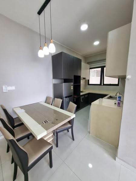 Kondominium untuk Disewa di Amberside @ Country Garden Danga Bay - April Chin - Kitchen - PropertyGuru.com.my