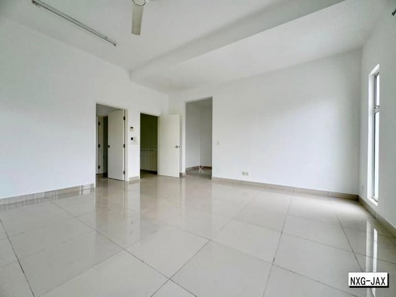 Rumah Berkembar untuk Dijual di Setia Damai (Setia Alam) - Loke . - Living Room - PropertyGuru.com.my