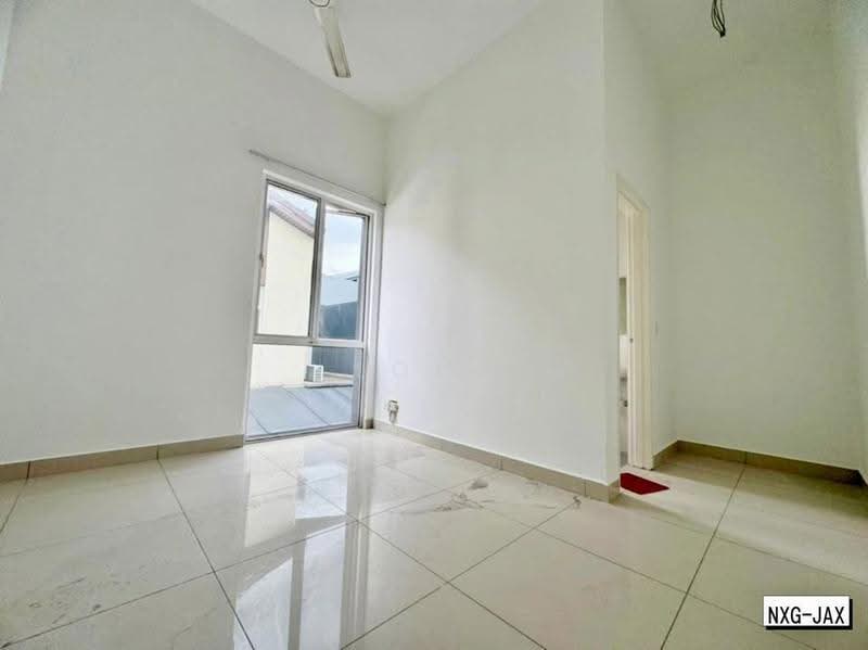 Rumah Berkembar untuk Dijual di Setia Damai (Setia Alam) - Loke . - Interior - PropertyGuru.com.my