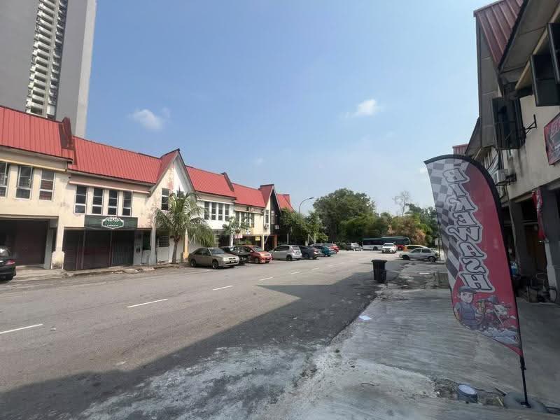 Shop for Rent in Kajang (Selangor) - Melvin . - Exterior - PropertyGuru.com.my