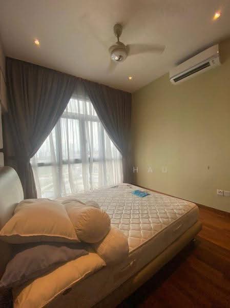 Service Residence for Sale at Crescent Bay Suites (Teluk Bayu) - Emily Hau - Bedroom - PropertyGuru.com.my