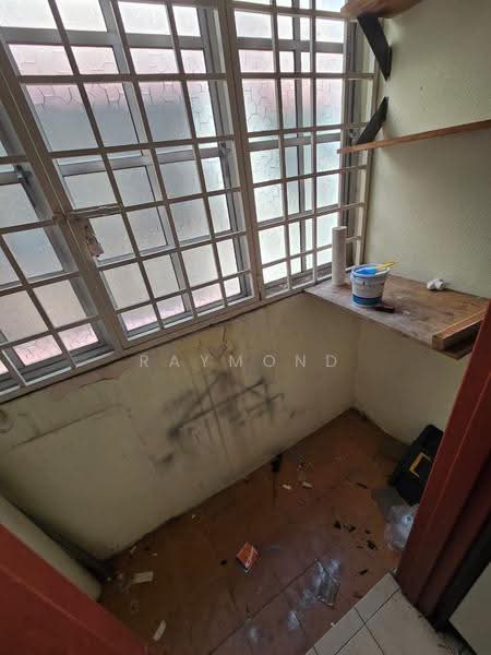 Pangsapuri untuk Disewa di Apartment Bayu - Raymond Siew - Balcony - PropertyGuru.com.my