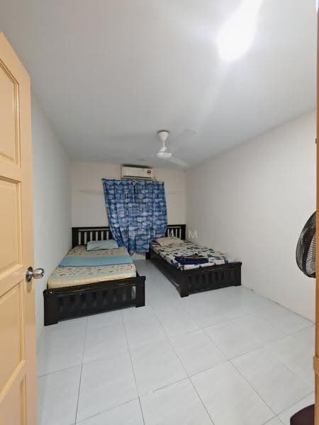 Semi-Detached House for Sale in Taman Balok Makmur (Sungai Karang) - Idham Che'Ali - Bedroom - PropertyGuru.com.my