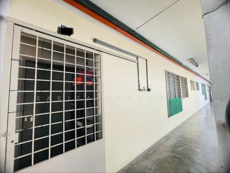 Apartment for Sale at Pangsapuri Sri Tanjung - Sariza Hartanah - Exterior - PropertyGuru.com.my