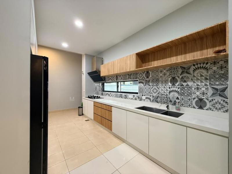 Semi-Detached House for Sale in Telok Panglima Garang (Selangor) - Mavis Teh - Kitchen - PropertyGuru.com.my