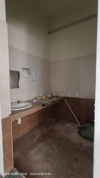 Shop / Office untuk Disewa di Setia Alam (Selangor) - Jack Khor Phor Jiing - Interior - PropertyGuru.com.my