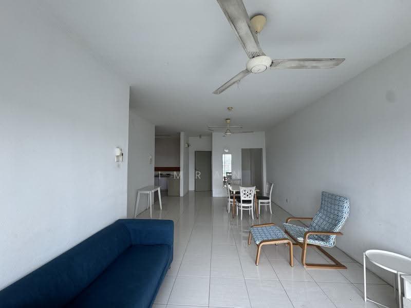 Pangsapuri untuk Dijual di Pangsapuri Anggun - Imran Ismadi - Living Room - PropertyGuru.com.my