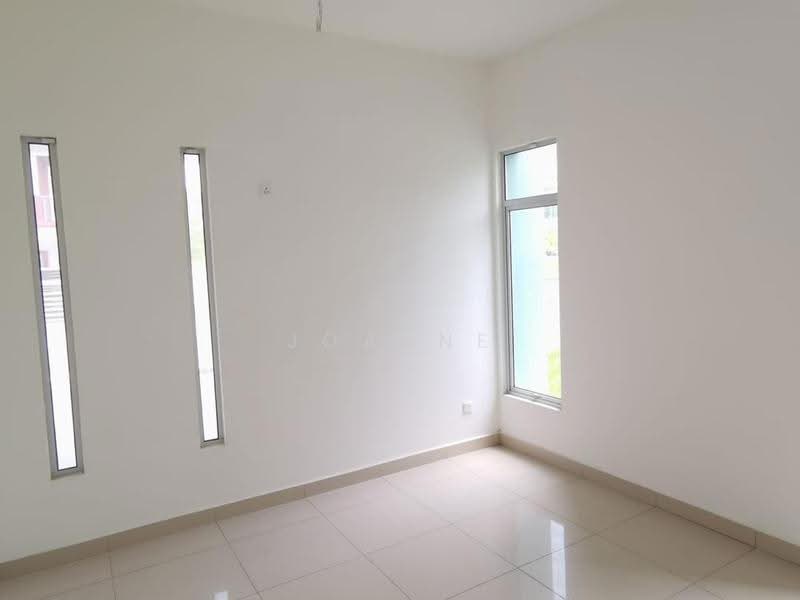 Cluster House for Sale in Nusa Duta (Iskandar Puteri (Nusajaya)) - Joanne Ang - PropertyGuru.com.my