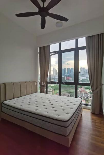 Kediaman Servis untuk Disewa di Avara - Emily Tai - Bedroom - PropertyGuru.com.my