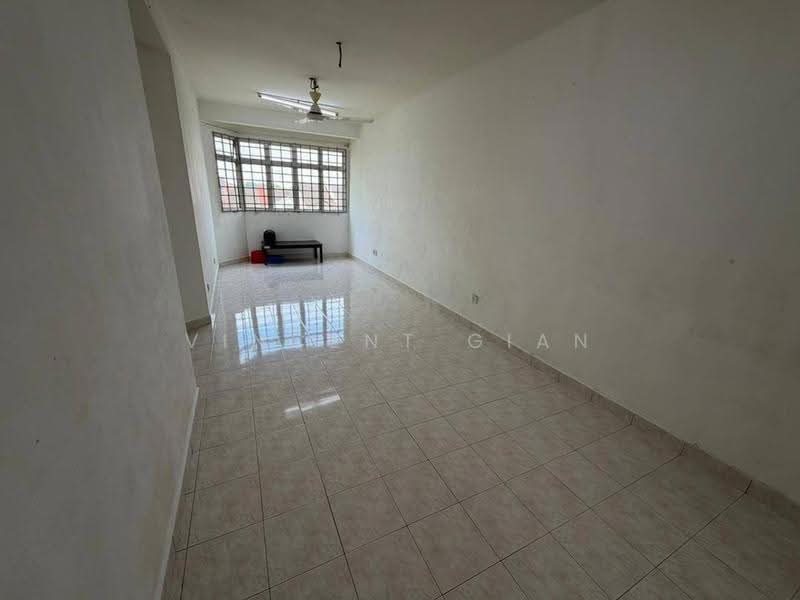 Apartment for Rent at Vista Seri Alam - Vincent Gian - Living Room - PropertyGuru.com.my