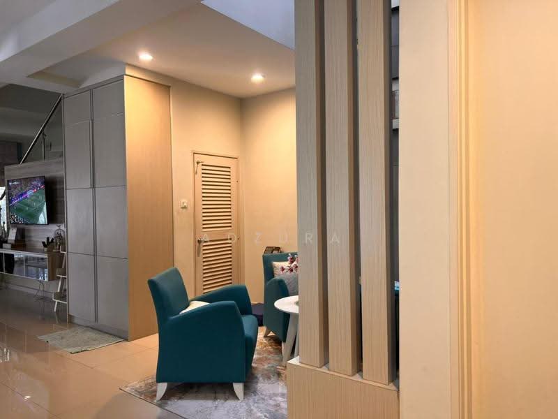 Rumah Teres 3-Tingkat untuk Dijual di Bandar Teknologi Kajang (Kajang) - Adzura Zamedin - Living Room - PropertyGuru.com.my
