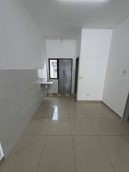 Terraced House for Sale in Bandar Mahkota Banting (Tanjong Duabelas) - Amanda Lock - Kitchen - PropertyGuru.com.my