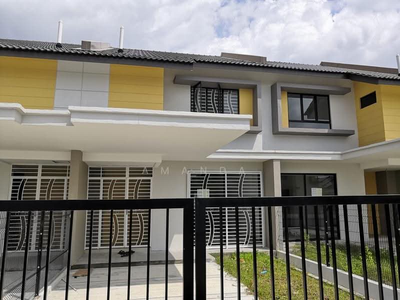 Terraced House for Sale in Bandar Mahkota Banting (Tanjong Duabelas) - Amanda Lock - Exterior - PropertyGuru.com.my
