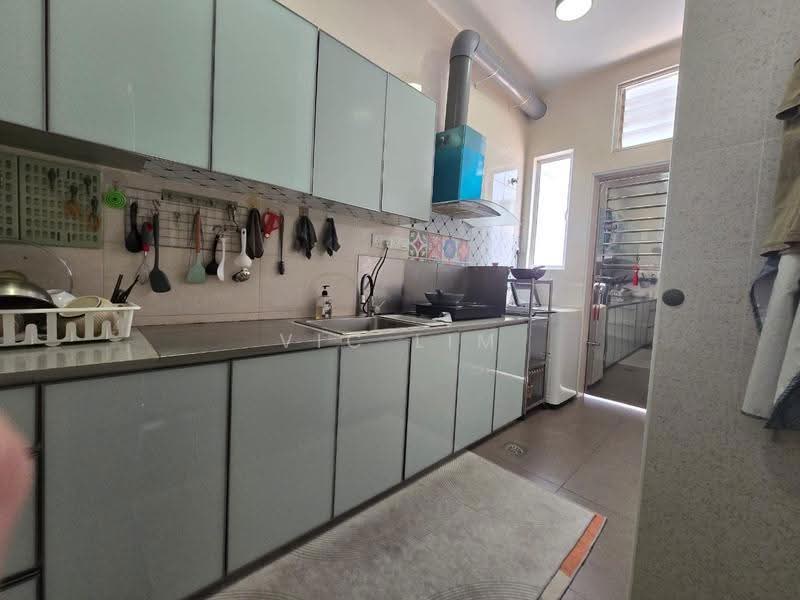 Cluster House for Sale in Taman Nusa Sentral (Iskandar Puteri (Nusajaya)) - Vic Lim - Kitchen - PropertyGuru.com.my