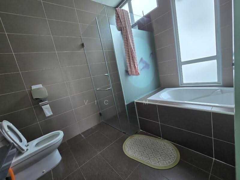 Cluster House for Sale in Taman Nusa Sentral (Iskandar Puteri (Nusajaya)) - Vic Lim - Bathroom - PropertyGuru.com.my