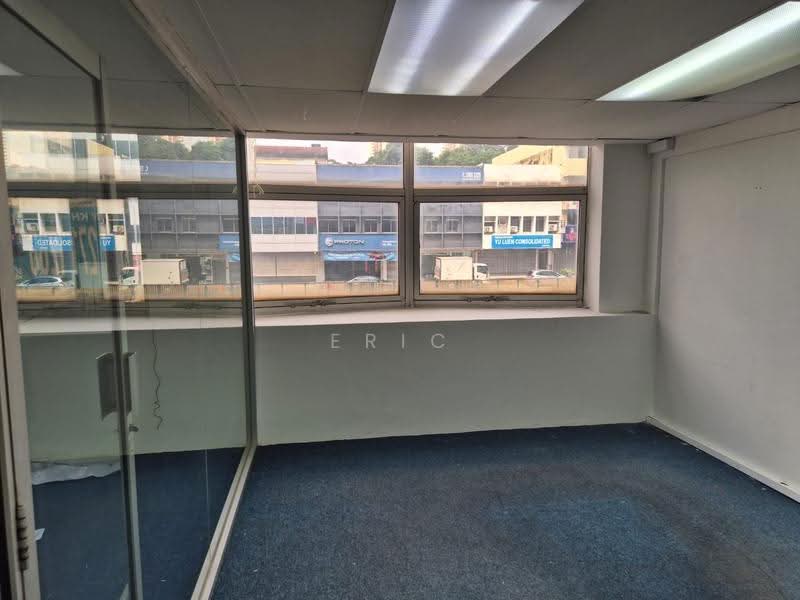 Pejabat untuk Disewa di Jalan Klang Lama (Old Klang Road) (Kuala Lumpur) - Eric Tan - Interior - PropertyGuru.com.my
