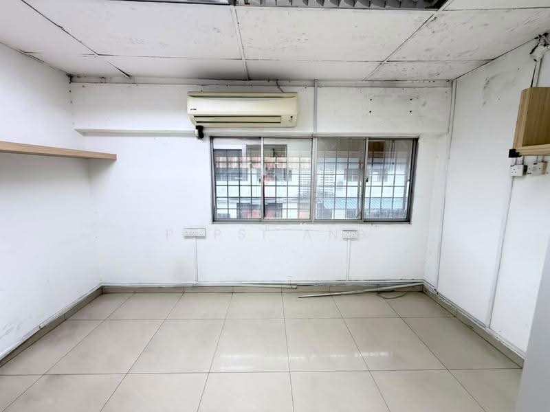 Kedai untuk Disewa di Pandamaran (Klang) - Pepsi Ang - Interior - PropertyGuru.com.my