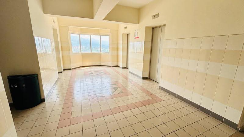 Kondominium untuk Dijual di Langat Jaya Condominium - Azli Ibrahim - Lobby - PropertyGuru.com.my