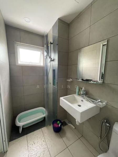Service Residence for Rent at Plaza @ Kelana Jaya - Ai Ling Yee - Bathroom - PropertyGuru.com.my