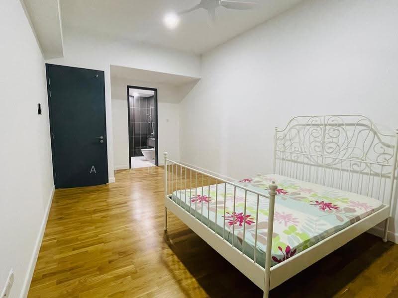 Kondominium untuk Dijual di One Cochrane Residence - Amar Fakhrul - Bedroom - PropertyGuru.com.my