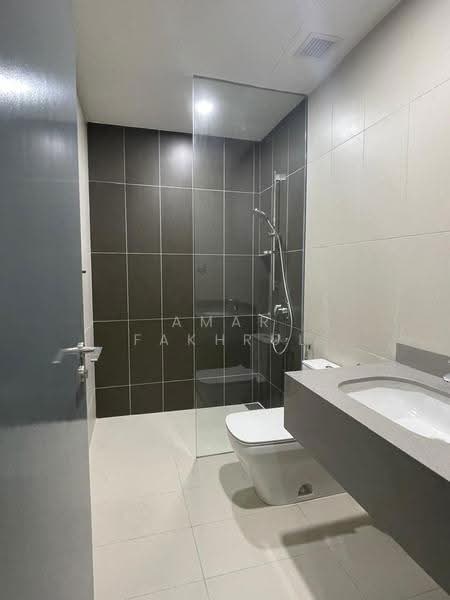 Kondominium untuk Dijual di One Cochrane Residence - Amar Fakhrul - Bathroom - PropertyGuru.com.my