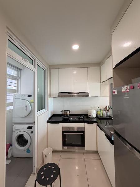 Condominium for Rent at Tropicana Bay Residences - Joyce Chin - Kitchen - PropertyGuru.com.my
