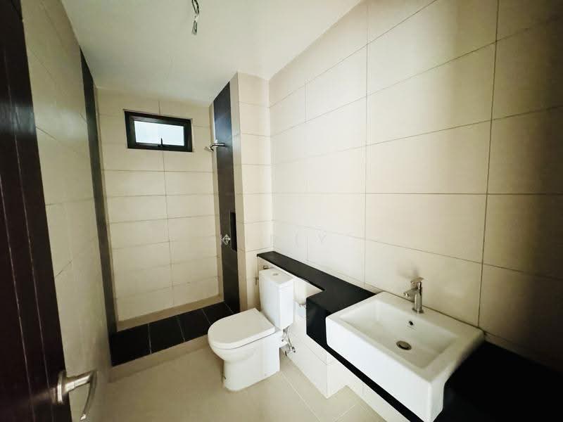 Condominium for Sale at Marinox Sky Villas - Kerly Kee - Bathroom - PropertyGuru.com.my