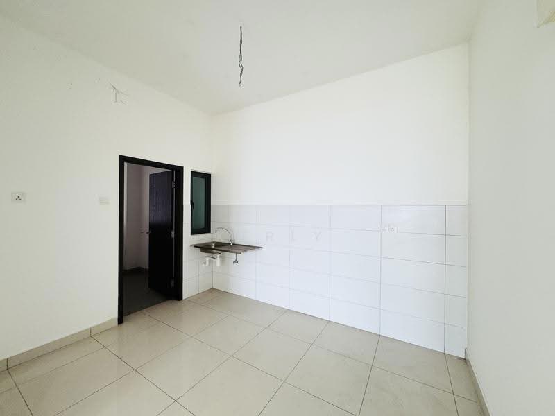 Condominium for Sale at Marinox Sky Villas - Kerly Kee - Kitchen - PropertyGuru.com.my
