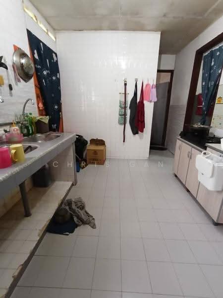 1-storey Terraced House for Sale in Air Putih (Kuantan) - Chris Gan - Kitchen - PropertyGuru.com.my