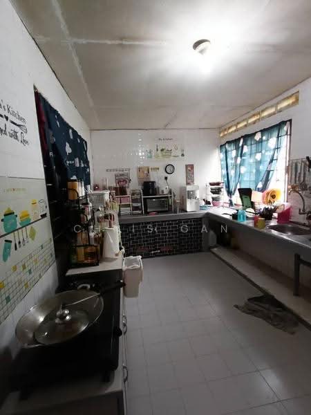 1-storey Terraced House for Sale in Air Putih (Kuantan) - Chris Gan - Kitchen - PropertyGuru.com.my