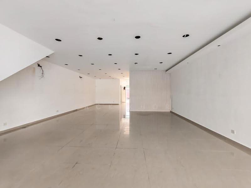 Shop for Rent in Setia Alam (Selangor) - Jack Khor Phor Jiing - Interior - PropertyGuru.com.my