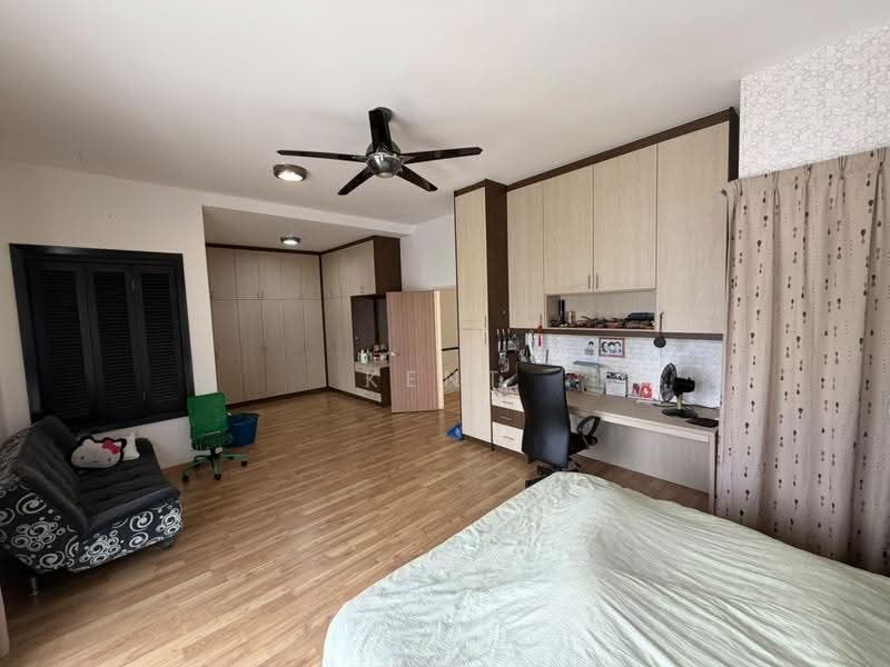 Rumah Berkembar untuk Dijual di Seksyen U10 (Shah Alam) - Kent Chong - Bedroom - PropertyGuru.com.my