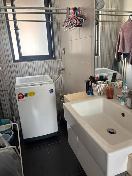 Kediaman Servis untuk Disewa di V@SUMMERPLACE - Michelle Liang - Bathroom - PropertyGuru.com.my