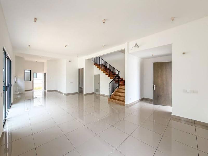 Semi-Detached House for Sale in Cyber 10 (Cyberjaya) - Izzat Zamros - Living Room - PropertyGuru.com.my