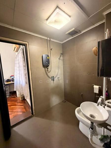 Rumah Teres 2-Tingkat untuk Dijual di Bandar Sri Damansara (Selangor) - Coyee Wong - Bathroom - PropertyGuru.com.my
