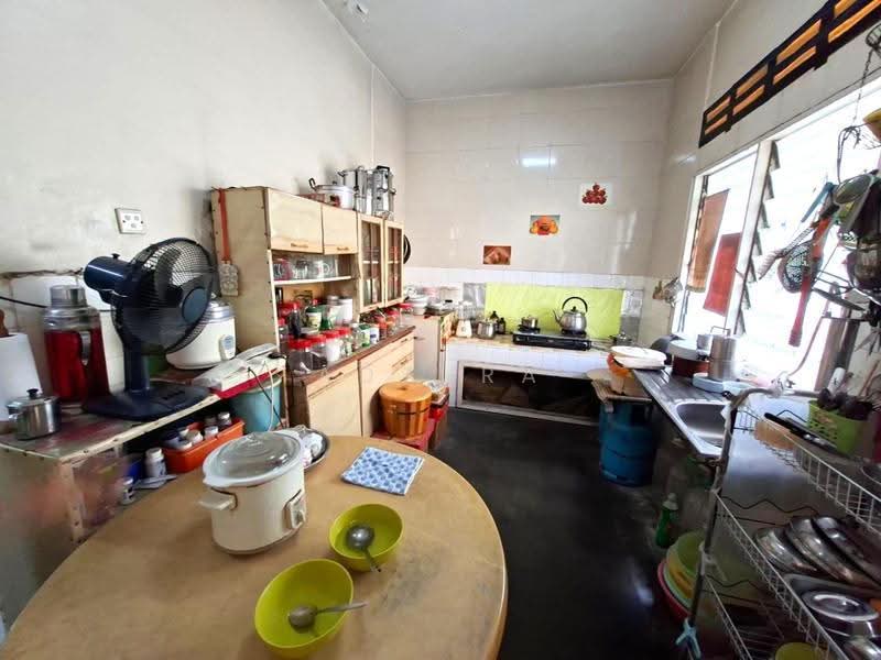 2-storey Terraced House for Sale in Seksyen 20 (Petaling Jaya) - Adzura Zamedin - PropertyGuru.com.my