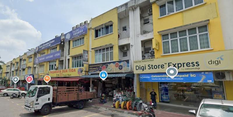 Shop for Rent in Taman Bukit Serdang (Seri Kembangan) - Wil Koh - Exterior - PropertyGuru.com.my