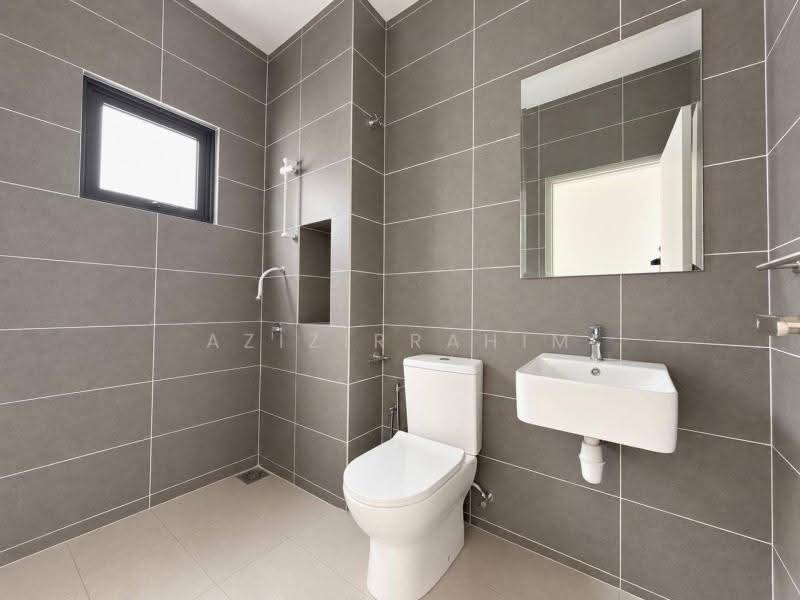 Rumah Berkembar untuk Dijual di Cyberjaya (Selangor) - Azizirrahim . - Bathroom - PropertyGuru.com.my