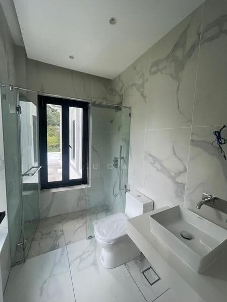 Bungalow House untuk Dijual di Meru Valley (Ipoh) - Lucas Chen - Bathroom - PropertyGuru.com.my