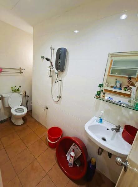 Rumah Teres 2-Tingkat untuk Dijual di Saujana Damansara (Damansara Damai) - Evelyn Lee - Bathroom - PropertyGuru.com.my