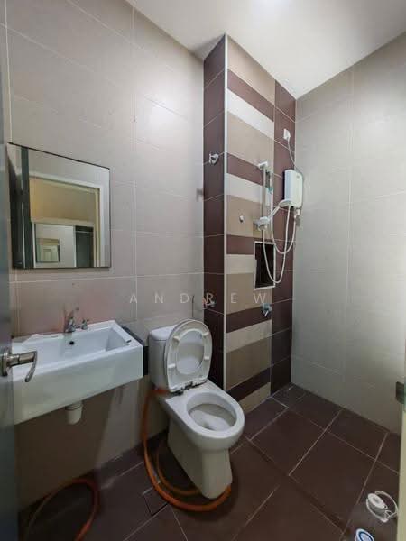 2-storey Terraced House for Sale in Taman Desa Tebrau (Tebrau) - Andrew Teo - Bathroom - PropertyGuru.com.my