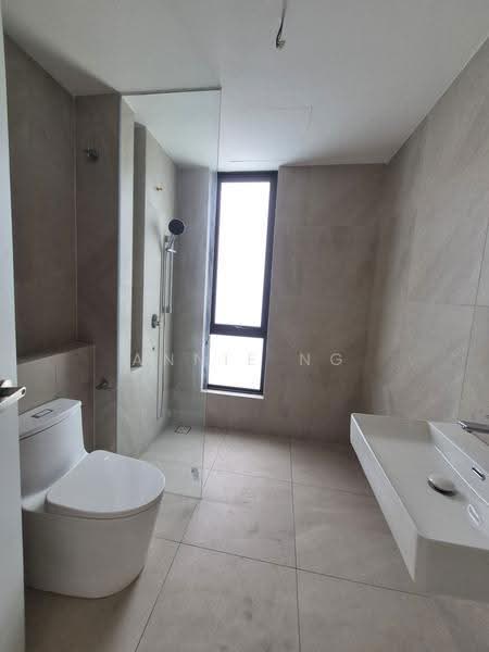 Rumah Teres 3-Tingkat untuk Dijual di Petaling (Negeri Sembilan) - Annie Ng - Bathroom - PropertyGuru.com.my