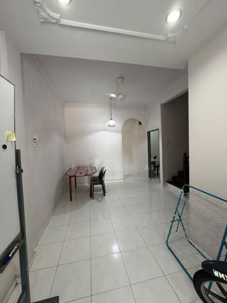 Rumah Teres 2-Tingkat untuk Dijual di Taman Bukit Melaka (Bukit Baru) - Ramona Tan - Interior - PropertyGuru.com.my