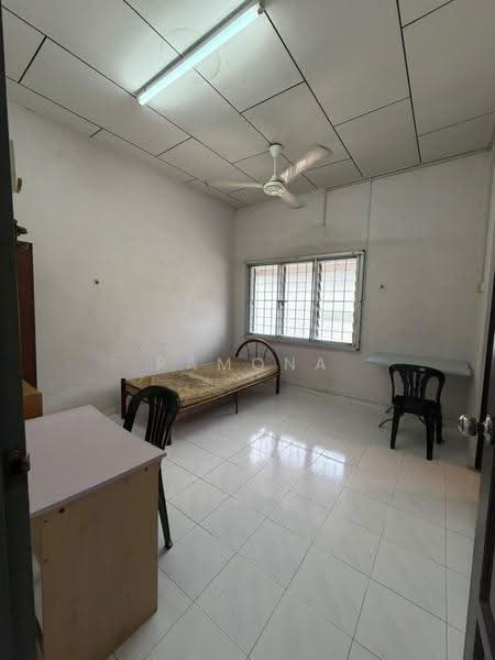 Rumah Teres 2-Tingkat untuk Dijual di Taman Bukit Melaka (Bukit Baru) - Ramona Tan - PropertyGuru.com.my