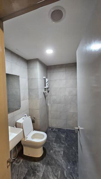 Kediaman Servis untuk Disewa di Tulip Residence - Nazrin Affendy - Bathroom - PropertyGuru.com.my