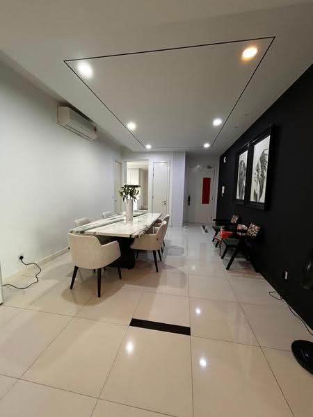 Kediaman Servis untuk Dijual di Gateway Kiaramas Residences - Fendi Eve - Dining Room - PropertyGuru.com.my